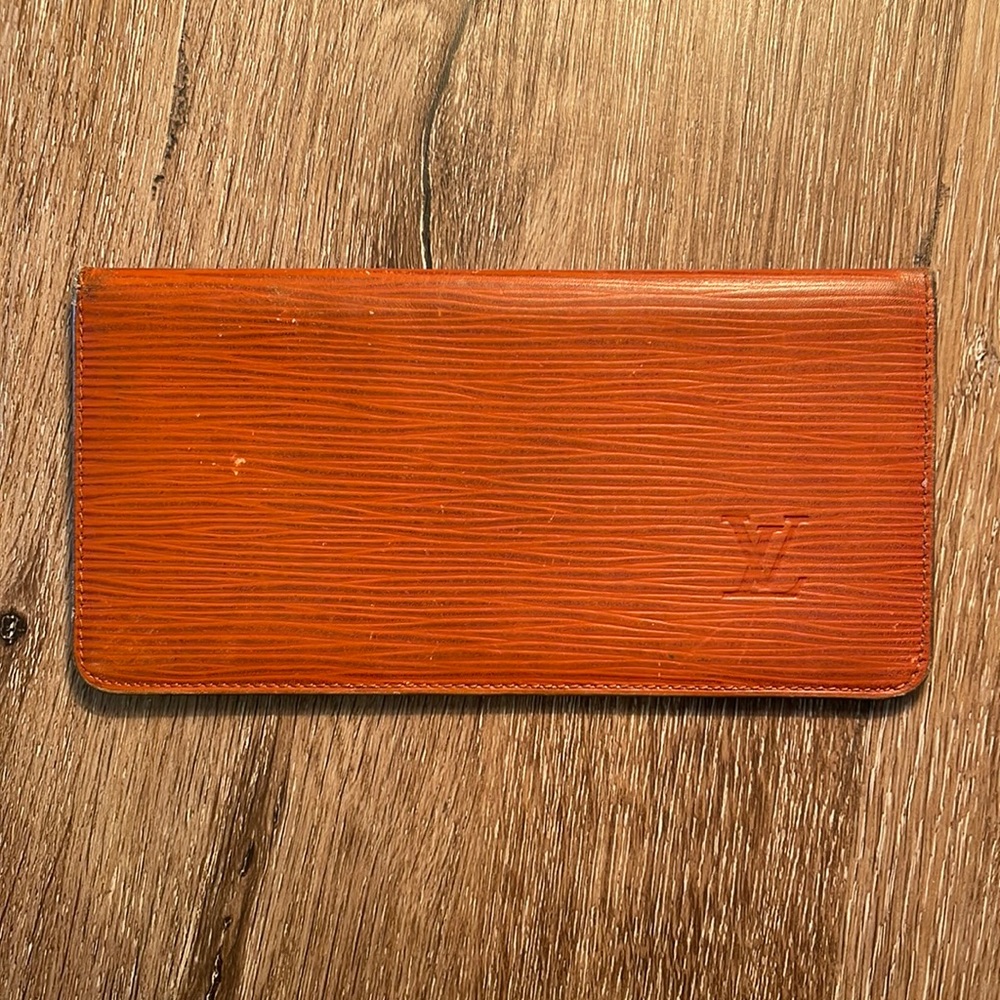 Vintage LV Epi Checkbook Cover